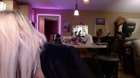 Snapshot of danikawhite69 chatting on 02-26-25, 08:37 DanikaWhite69 online show from 02-26-25, 08:37