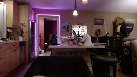 Snapshot of danikawhite69 chatting on 02-27-25, 07:55 DanikaWhite69 online show from 02-27-25, 07:55