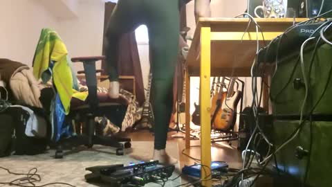 danimal5000 online show from 01-18-25, 06:32