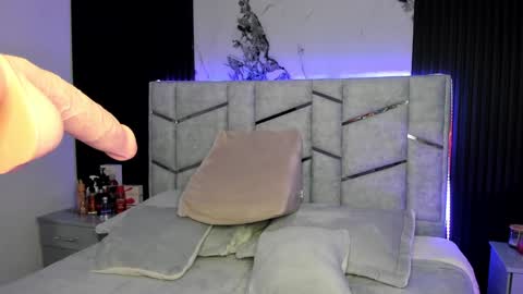 Snapshot of daniphoenixx chatting on 02-02-25, 09:51 Dani Phonenix online show from 02-02-25, 09:51