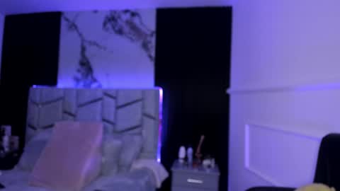 Snapshot of daniphoenixx chatting on 02-22-25, 08:09 Dani Phonenix online show from 02-22-25, 08:09