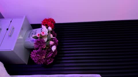 Snapshot of daniphoenixx chatting on 10-29-25, 07:26 Dani Phonenix online show from 10-29-25, 07:26