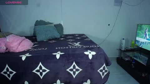 danisabrownn online show from 01-12-25, 01:58