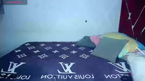 danisabrownn online show from 09-17-25, 08:32