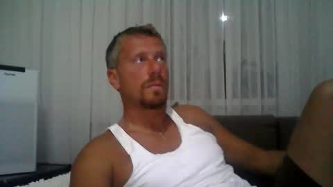 Snapshot of danisami12345 chatting on 09-14-25, 11:15 daniel online show from 09-14-25, 11:15