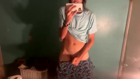 Snapshot of daniszyramaer chatting on 01-01-25, 07:52 ZyRaMaxx online show from 01-01-25, 07:52