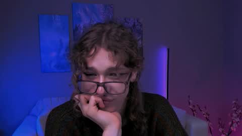 Snapshot of dann_foxy chatting on 10-12-25, 07:24 dann foxy online show from 10-12-25, 07:24