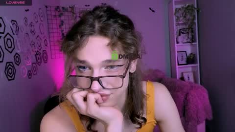 Snapshot of dann_foxy chatting on 11-02-25, 09:06 dann foxy online show from 11-02-25, 09:06