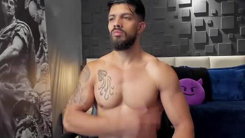 Snapshot of dann_saenz chatting on 01-18-25, 08:30 Dann saenz online show from 01-18-25, 08:30