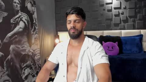 Snapshot of dann_saenz chatting on 01-18-25, 11:33 Dann saenz online show from 01-18-25, 11:33