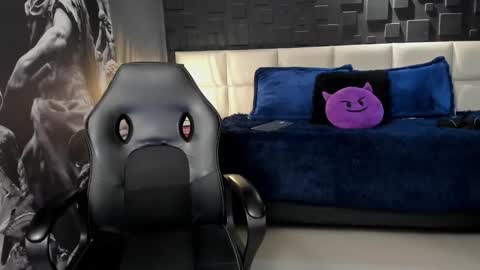 Snapshot of dann_saenz chatting on 01-22-25, 03:20 Dann saenz online show from 01-22-25, 03:20