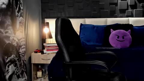 Snapshot of dann_saenz chatting on 01-24-25, 01:47 Dann saenz online show from 01-24-25, 01:47