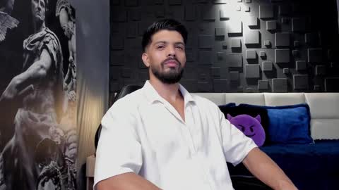 Snapshot of dann_saenz chatting on 01-27-25, 01:16 Dann saenz online show from 01-27-25, 01:16