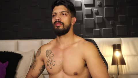 Snapshot of dann_saenz chatting on 02-15-25, 10:11 Dann saenz online show from 02-15-25, 10:11