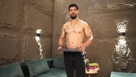 Snapshot of dann_saenz chatting on 03-02-25, 01:27 Dann saenz online show from 03-02-25, 01:27