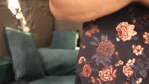 Snapshot of dann_saenz chatting on 03-06-25, 05:00 Dann saenz online show from 03-06-25, 05:00