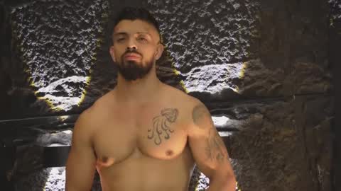 Snapshot of dann_saenz chatting on 10-11-25, 10:08 Dann saenz online show from 10-11-25, 10:08