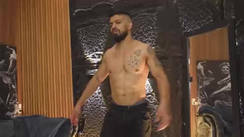 Snapshot of dann_saenz chatting on 10-12-25, 03:22 Dann saenz online show from 10-12-25, 03:22