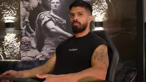 Snapshot of dann_saenz chatting on 02-15-26, 04:36 Dann saenz online show from 02-15-26, 04:36