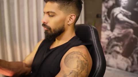 Snapshot of dann_saenz chatting on 03-08-26, 04:33 Dann saenz online show from 03-08-26, 04:33