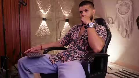 Dann saenz online show from 06-18-26, 03:27