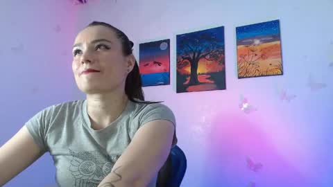 Snapshot of danna_888 chatting on 04-26-26, 10:07 danna 888 online show from 04-26-26, 10:07