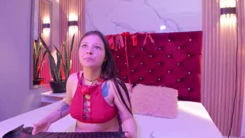 Danna  online show from 02-01-26, 07:45