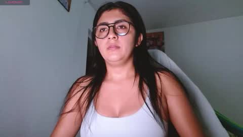 Snapshot of danna_peterson chatting on 02-16-26, 07:21 Danna online show from 02-16-26, 07:21