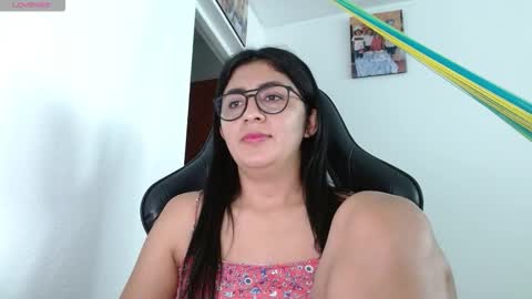 Snapshot of danna_peterson chatting on 02-27-26, 06:52 Danna online show from 02-27-26, 06:52