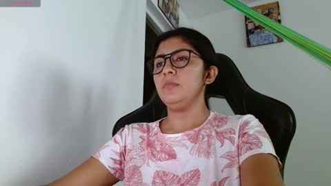 Snapshot of danna_peterson chatting on 03-02-26, 09:43 Danna online show from 03-02-26, 09:43