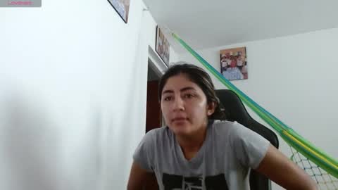 Snapshot of danna_peterson chatting on 03-09-26, 08:13 Danna online show from 03-09-26, 08:13