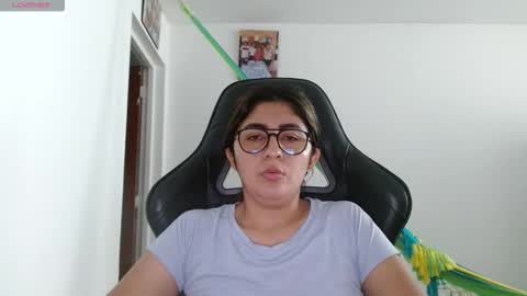 Snapshot of danna_peterson chatting on 03-13-26, 09:10 Danna online show from 03-13-26, 09:10