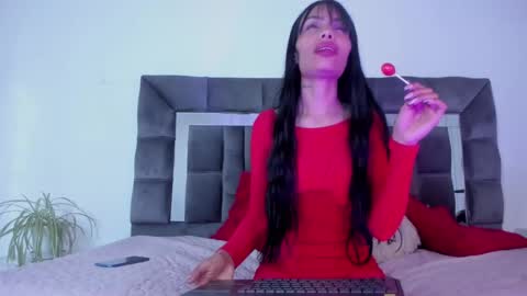 Danna online show from 09-26-25, 08:24