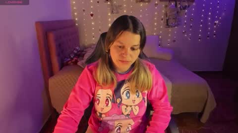 Snapshot of danna_wry chatting on 04-05-26, 02:53 danna_wry online show from 04-05-26, 02:53