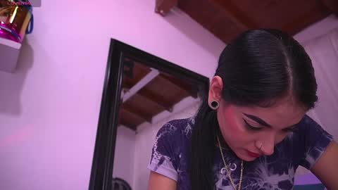 Danna Berlin  online show from 09-19-25, 07:25