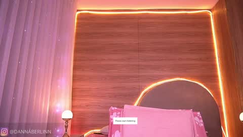 Danna Berlin  online show from 02-12-26, 07:20