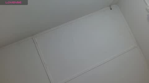 dannaberlin_0 online show from 12-22-24, 12:27