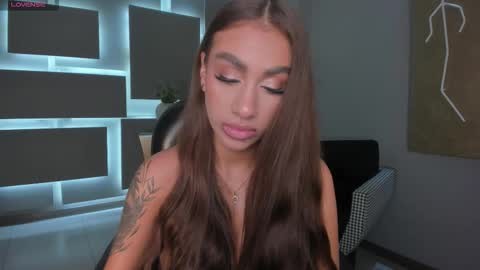 Danna Cruz  online show from 02-16-26, 07:10