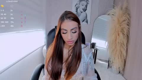 Danna Cruz  online show from 05-20-26, 07:20