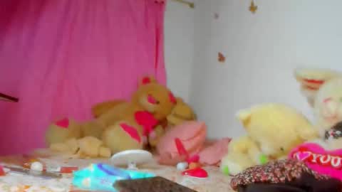 Danna Sofia jeins online show from 10-05-25, 09:07