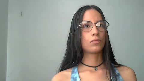 Snapshot of dannali22 chatting on 06-11-26, 06:06 Dannali22 online show from 06-11-26, 06:06