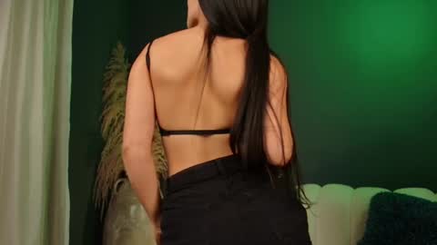 Danna online show from 02-13-25, 02:56