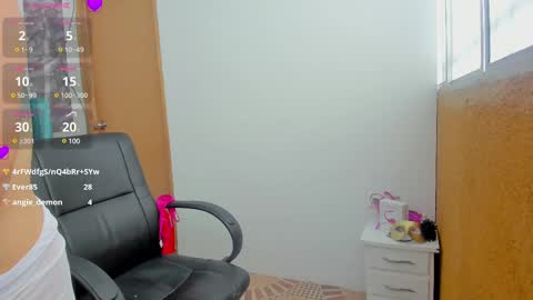 Danna online show from 02-11-25, 07:16