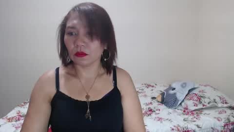 dannamomcerratt online show from 04-19-26, 09:06