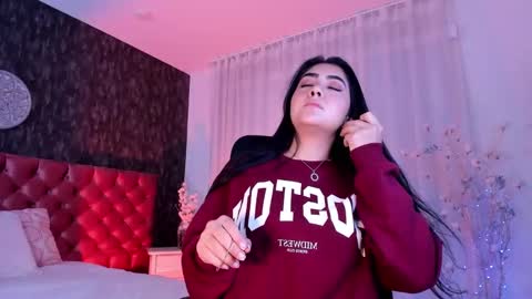 Snapshot of dannastaar chatting on 12-30-24, 01:25 Danna online show from 12-30-24, 01:25