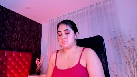 Snapshot of dannastaar chatting on 01-24-25, 06:14 Danna online show from 01-24-25, 06:14