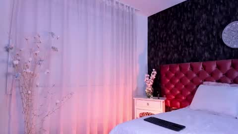 Snapshot of dannastaar chatting on 03-01-25, 02:23 Danna online show from 03-01-25, 02:23