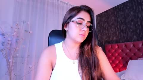 Snapshot of dannastaar chatting on 03-06-25, 05:43 Danna online show from 03-06-25, 05:43