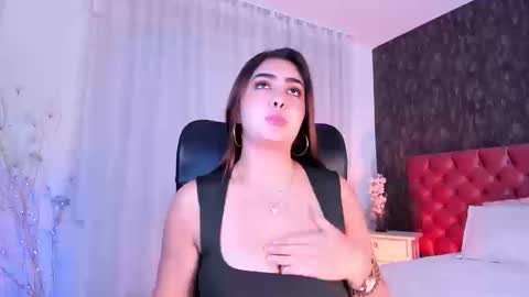 Snapshot of dannastaar chatting on 09-10-25, 02:28 Danna online show from 09-10-25, 02:28