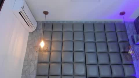 Danna online show from 11-24-25, 03:23